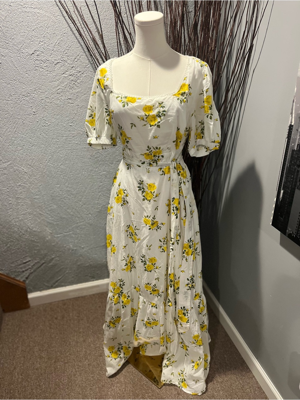 🌼NEW YORK & COMPANY YELLOW ROSE MAXI SUNDRESS🌼